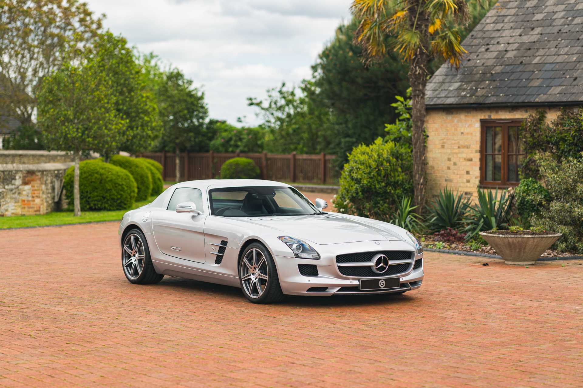 2010 Mercedes-Benz SLS AMG | Girardo & Co